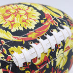 Image de l'article Ballon de rugby imprimé Barocco de la marque Versace pour Unisex - Saison Printemps-Été 2021 - Vue détaillée_2