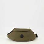 Immagine della borsa a fanny pack Durance kaki del marchio Moncler per Uomo - Collezione Primavera-Estate 2026 - Vista Frontale