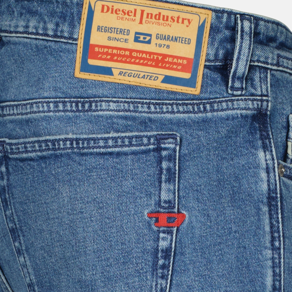 Bild des Diesel Herren Jeans Sleenker 1979 L32 in blauem Denim - Frühling-Sommer 2026 - Detailansicht_2