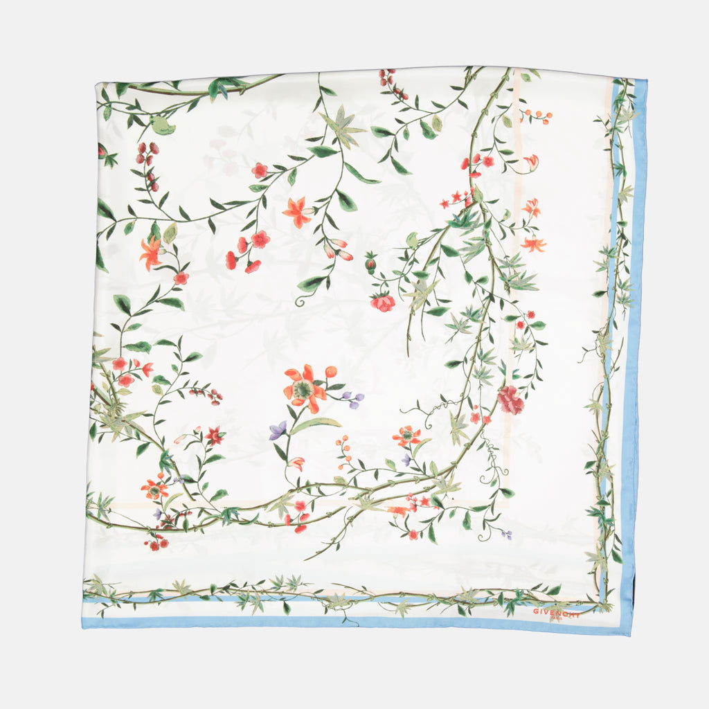 Imagem do Chal Impressão Floral da Givenchy para Senhora - Coleção Outono-Inverno 2025 - Vista Frontal