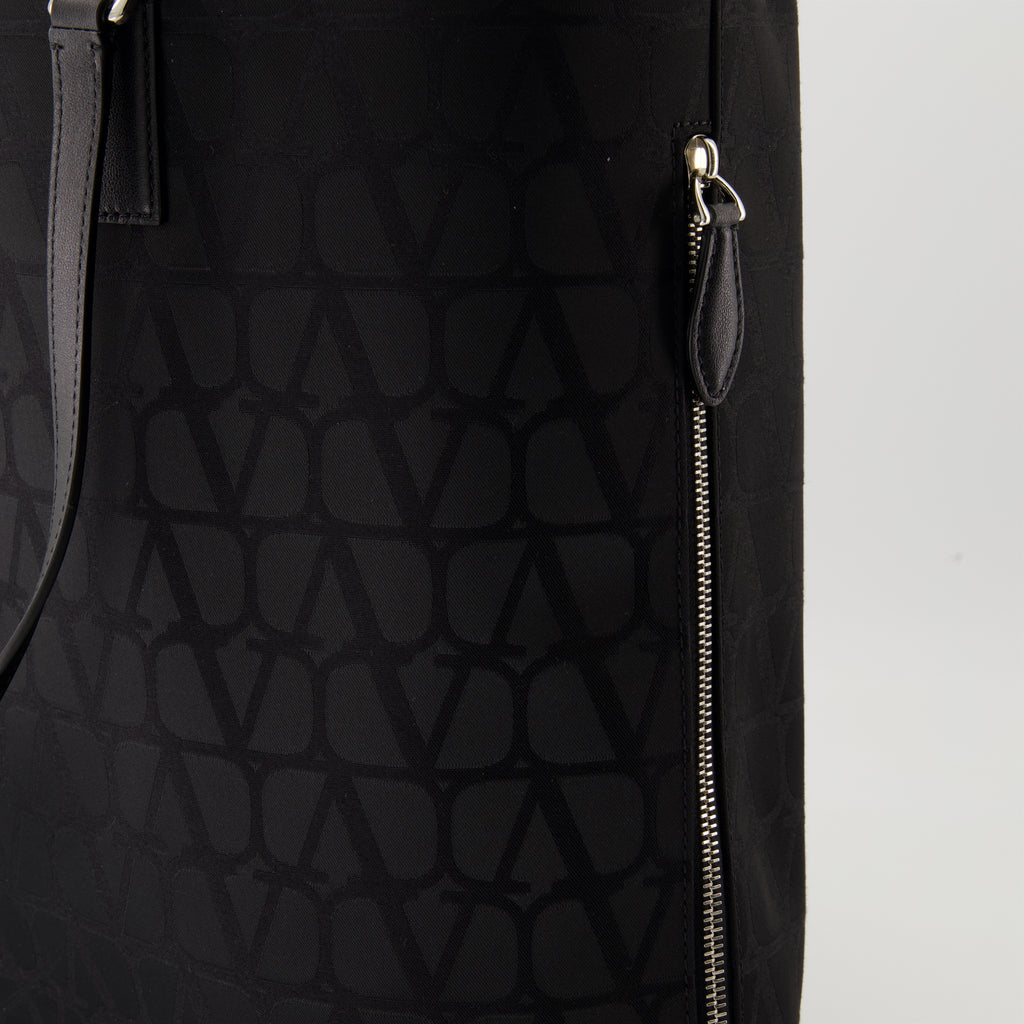 Sacs cabas Cabas en nylon iconographe Valentino Garavani Noir Homme