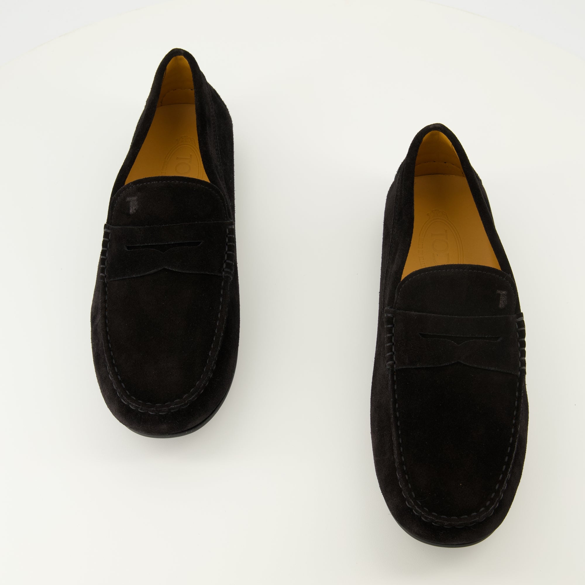 Image de l'article Mocassins City gommino de la marque Tod's pour Homme - Saison Automne-Hiver 2025 - Vue de dessus paire de chaussure