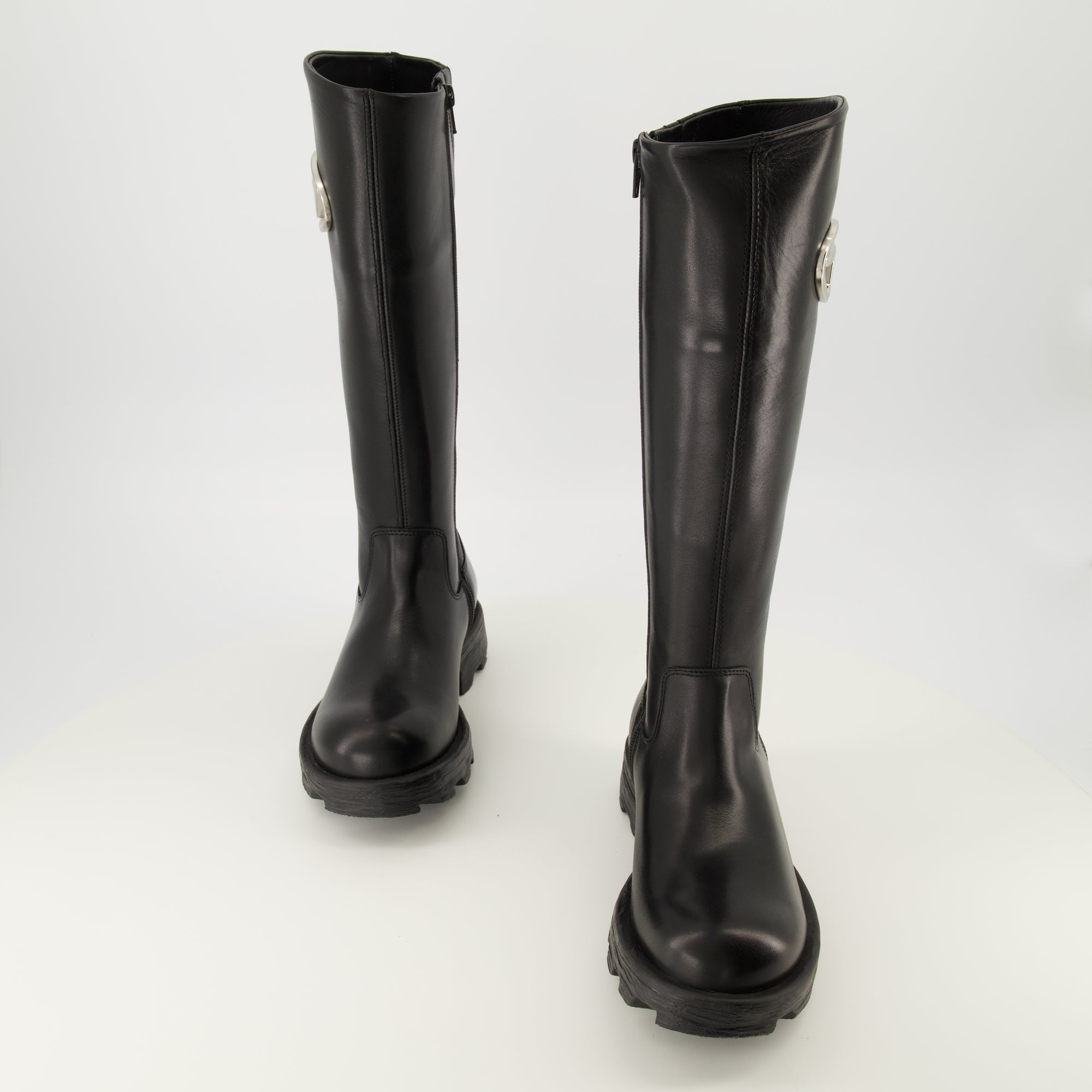 Image of the Diesel D-Hammer Boots for Women - Fall-Winter 2025 - Top view of a pair of shoes