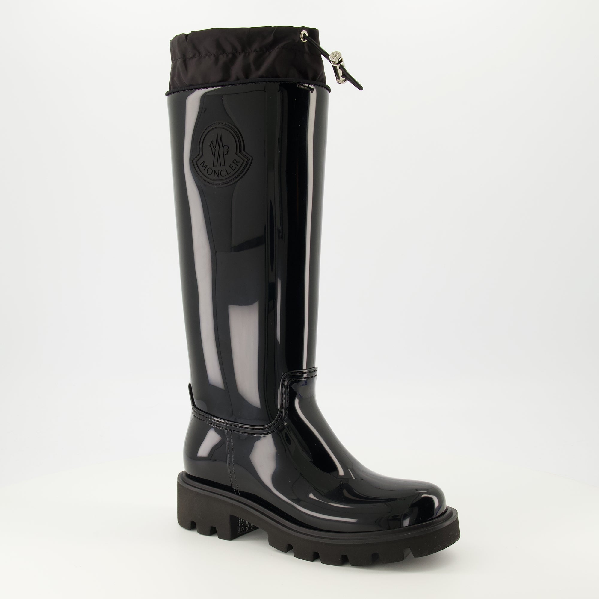 Image de l'article Bottes de pluie Kickstream noir de la marque Moncler pour Femme - Saison Printemps-Été 2026 - Vue trois quarts avant droite