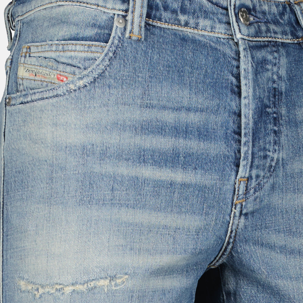 Bild der D-Vyl 1993 L32 hellblauen Jeans der Marke Diesel für Herren - Frühjahr-Sommer 2026 - Detailansicht_2