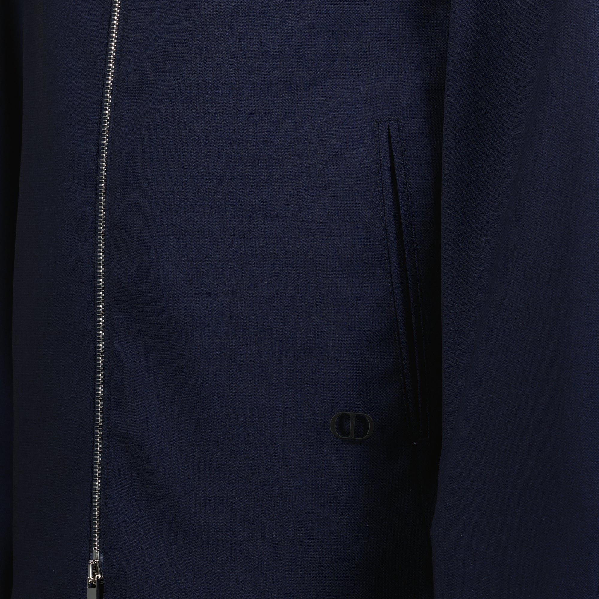 Bild des Herren-Navy-Zip-Jackets von Dior - Frühjahr/Sommer 2026 - Detailansicht_1