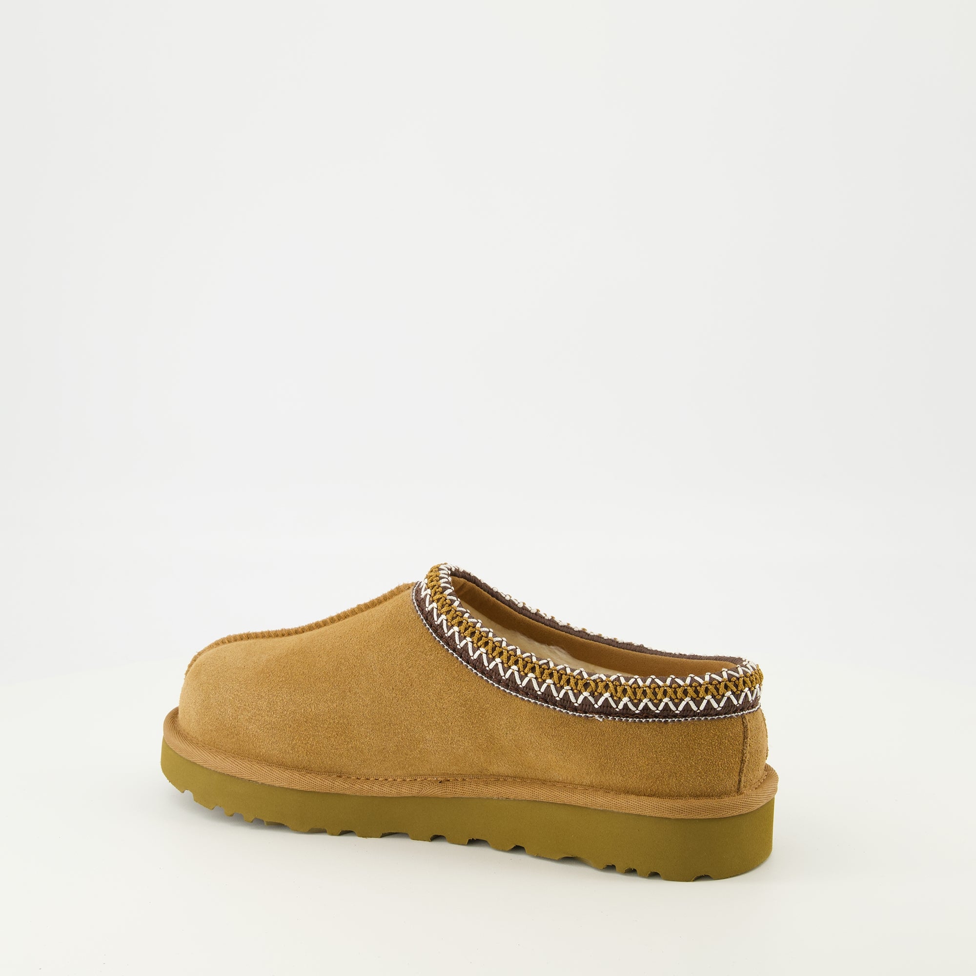 Imagen de las mules Tasman II marrones de Ugg para mujer - Temporada Otoño-Invierno 2025 - Vista tres cuartos trasera derecha