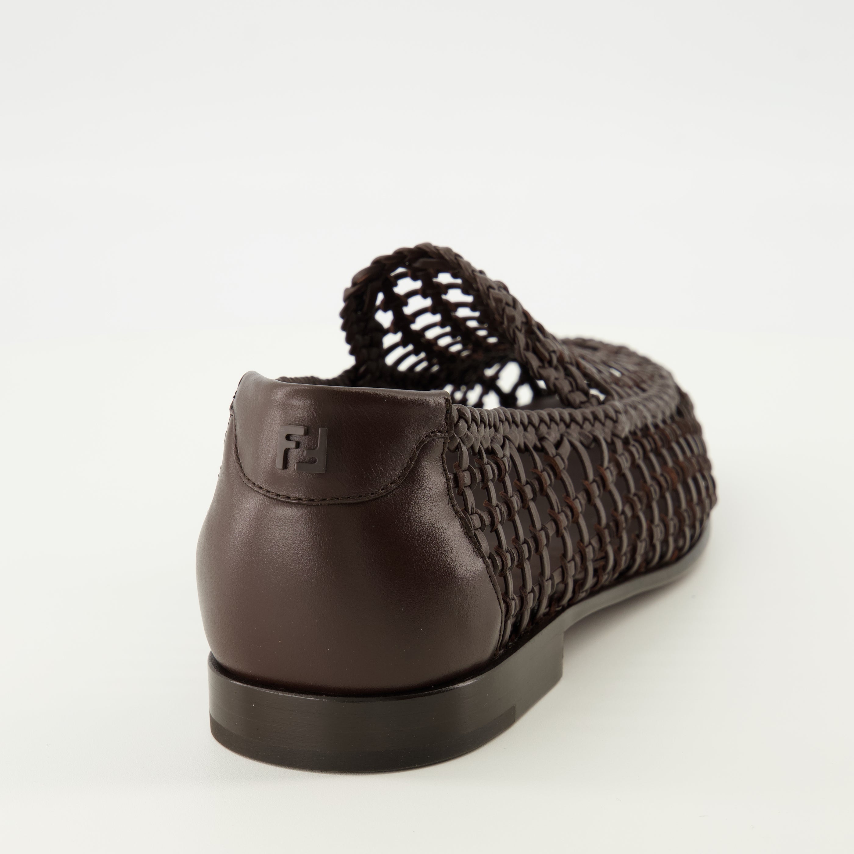 Image de l'article Mocassins en cuir tressés marron de la marque Fendi pour Homme - Saison Printemps-Été 2026 - Vue détaillée_3