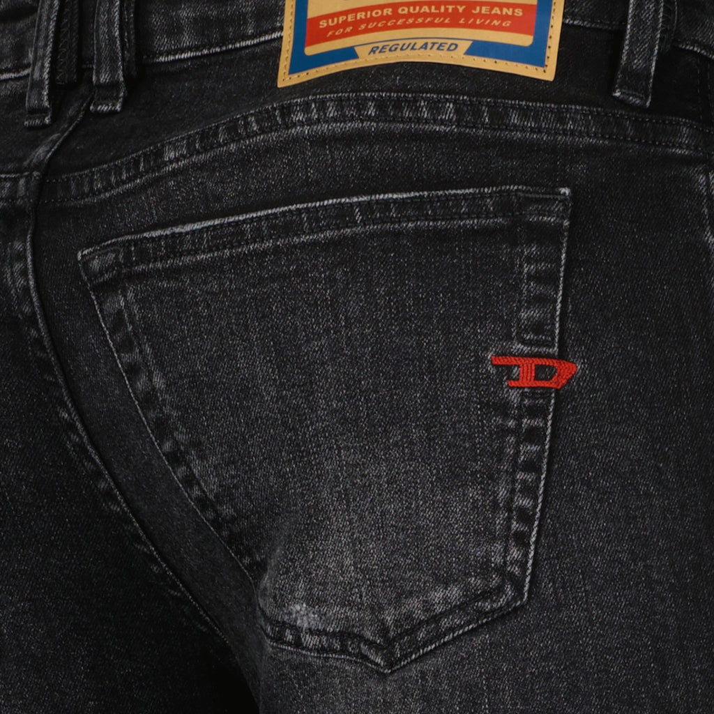 Image de l'article Jean Sleenker 1979 L.32 de la marque Diesel pour Homme - Saison Automne-Hiver 2025 - Vue détaillée_3