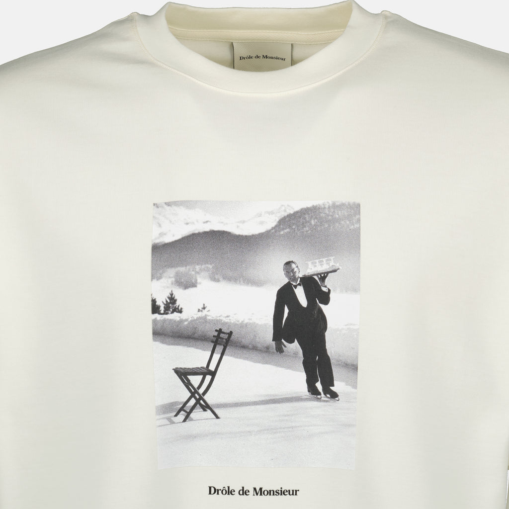 Image de l'article T-shirt Ice skating waiter de la marque Drole De Monsieur pour Homme - Saison Automne-Hiver 2025 - Vue détaillée_2