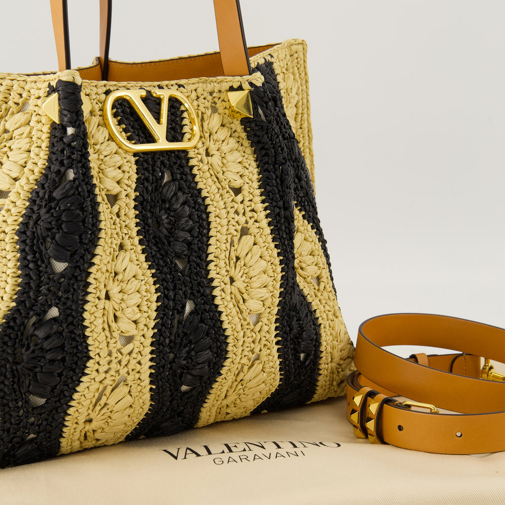 Image de l'article Sac cabas en raphia et cuir de la marque Valentino Garavani pour Femme - Saison Printemps-Été 2026 - Vue détaillée_2