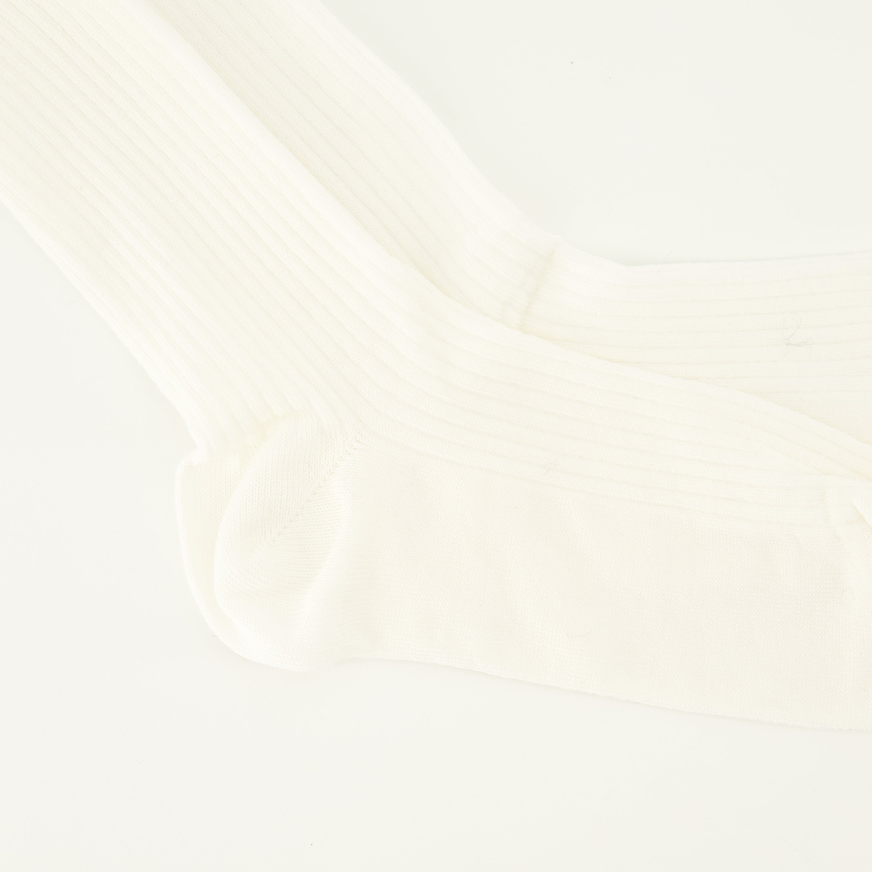 Sous-vêtements et homewear Calcetines blancos de canalé sobre la pantorrilla Mm6 Blanc Femme