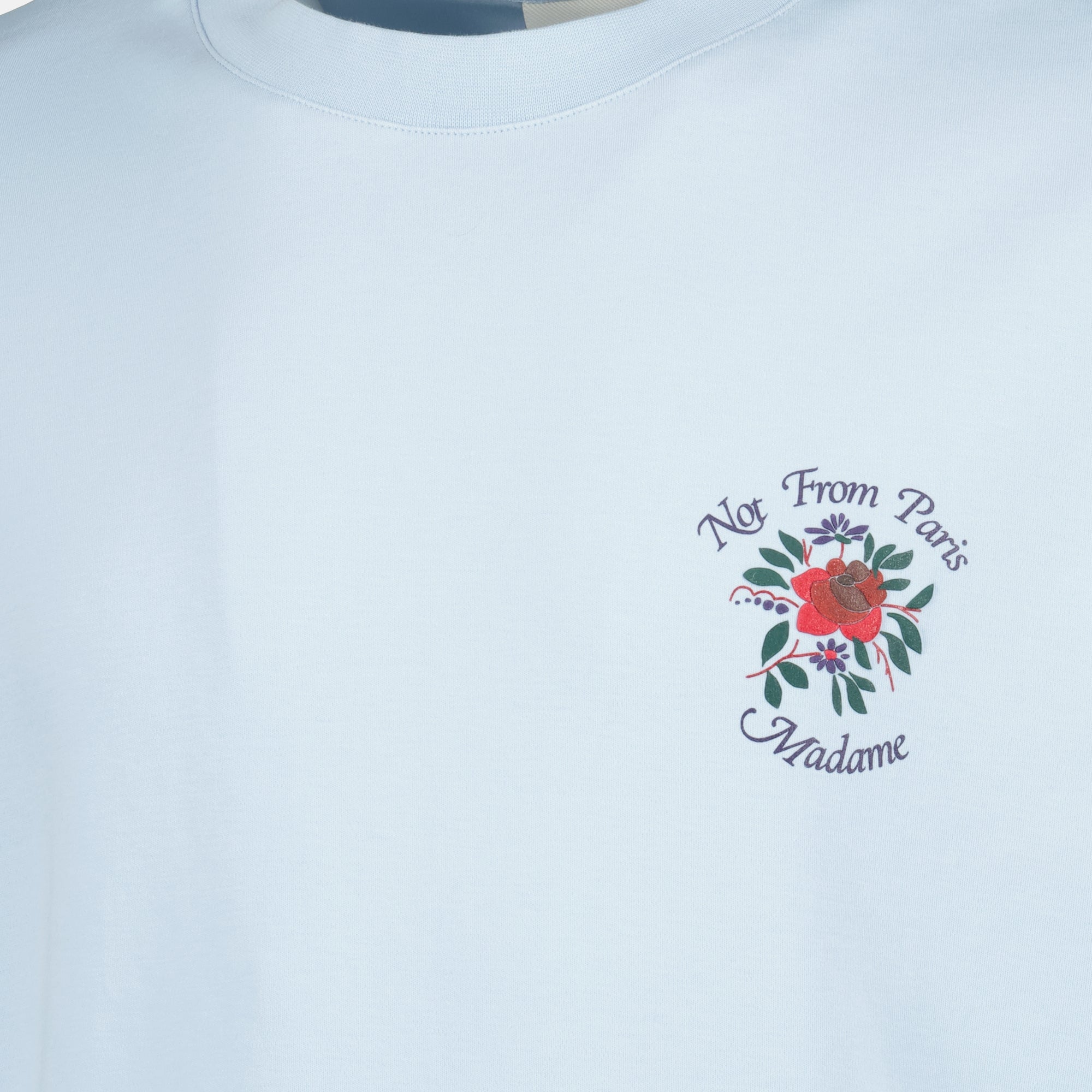 Immagine dell'articolo 'T-shirt Slogan Rosa Blu' del marchio Drole De Monsieur per Uomo - Stagione Primavera-Estate 2026 - Vista Dettagliata_1