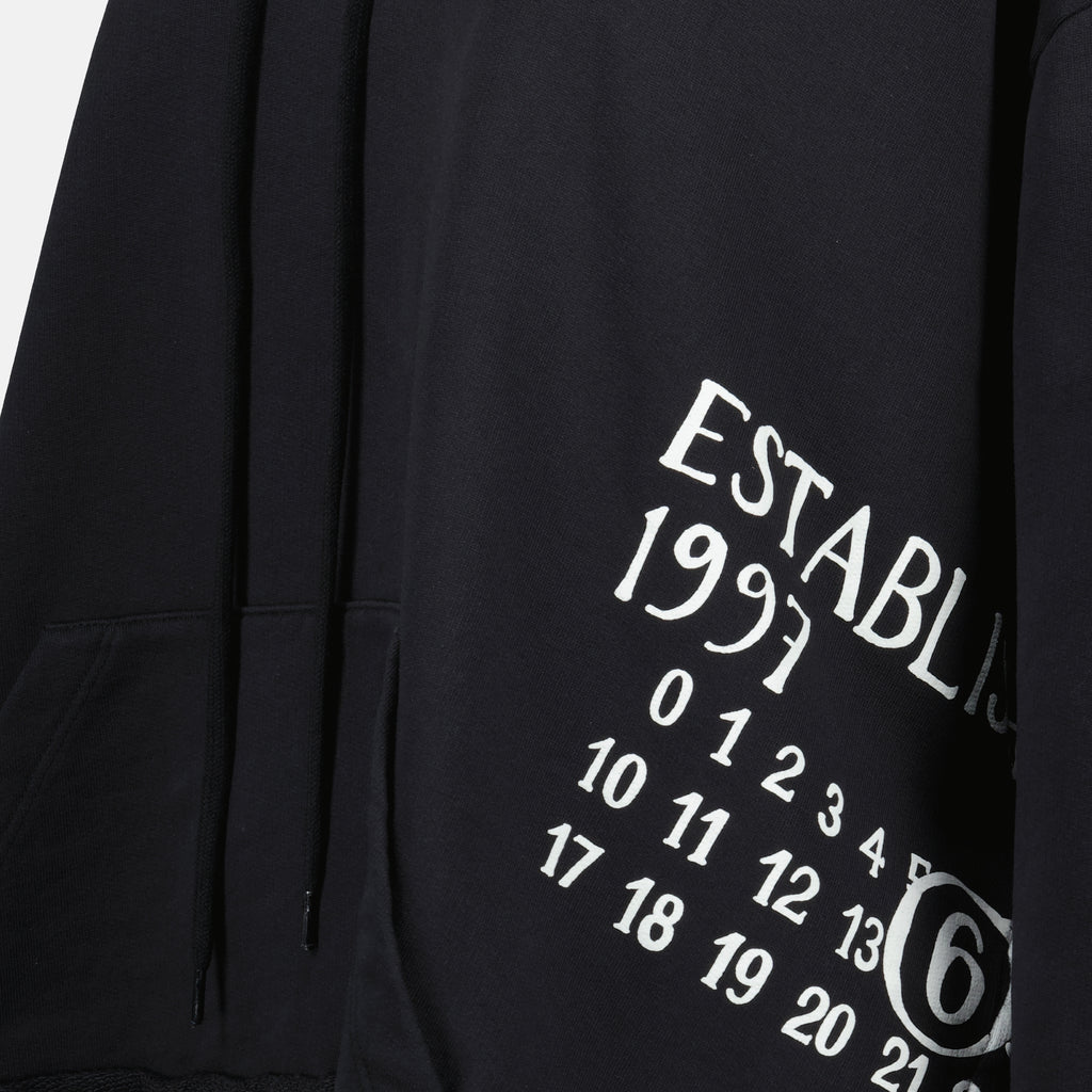 Sweatshirts Numeric Hoodie Mm6 Schwarz Femme
