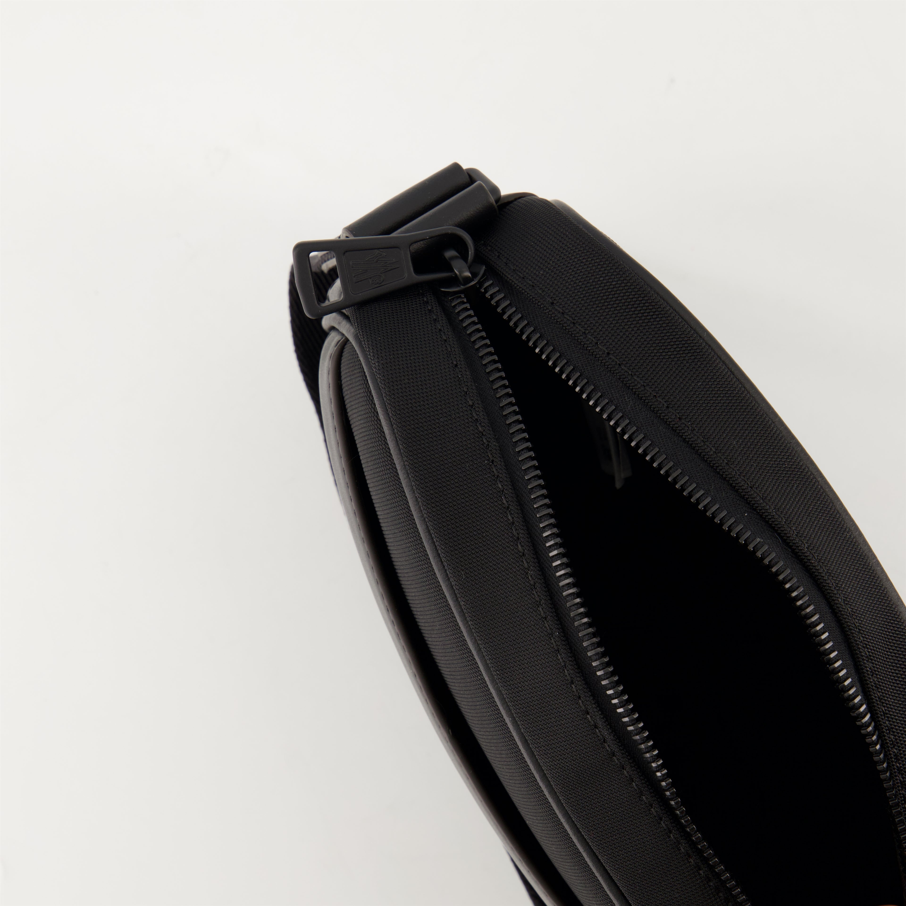 Bolsas transversais Bolsa de Ombro Pierrick Moncler Preto Homme