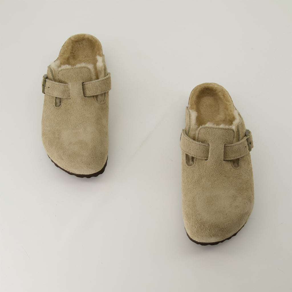 Chaussures ouvertes Mules Boston à fourrure Birkenstock Beige Unisexe