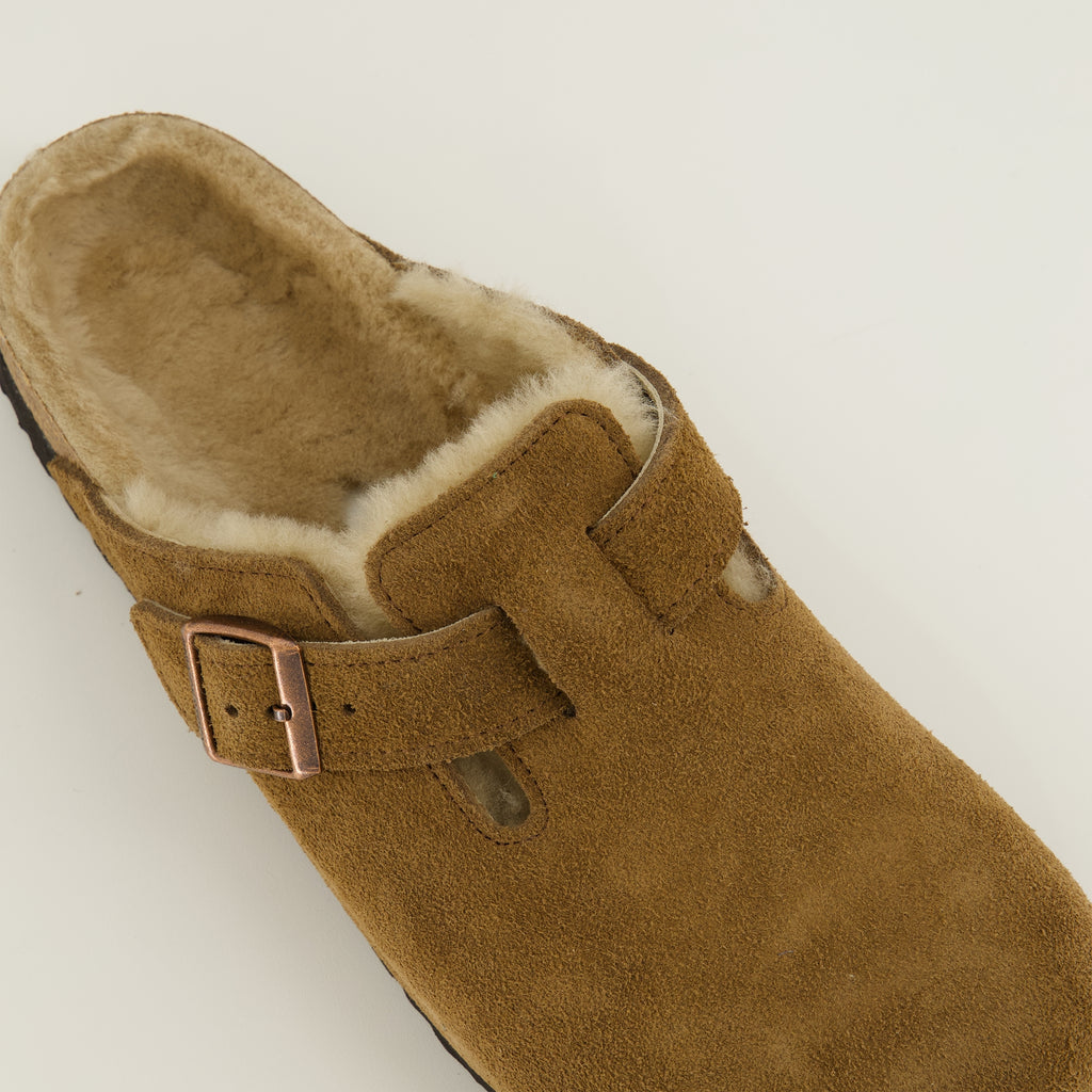 Chaussures ouvertes Mules Boston de Piel de Oveja Marrón Birkenstock Marron Unisexe