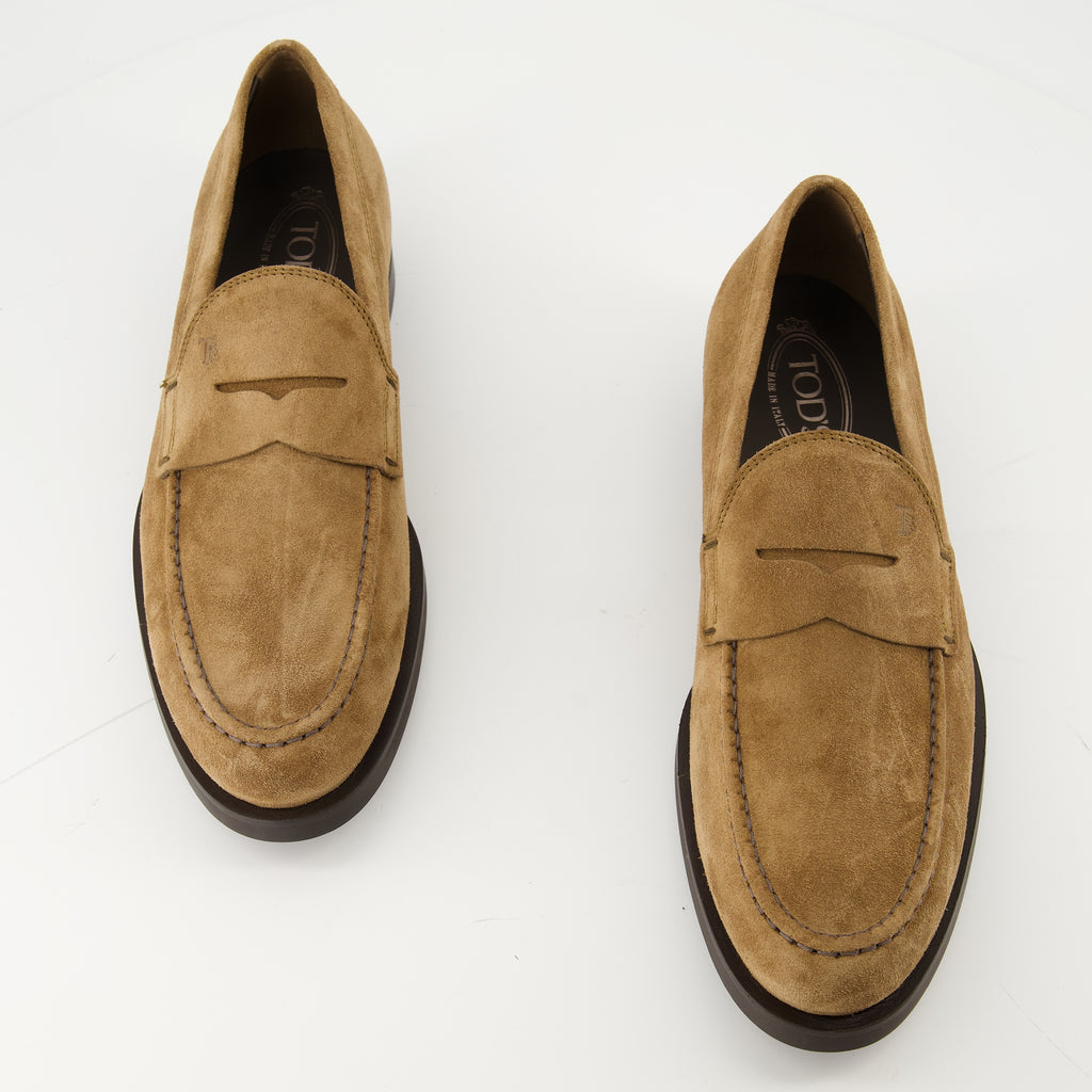 Image de l'article Mocassins en cuir velours de la marque Tod's pour Homme - Saison Automne-Hiver 2025 - Vue de dessus paire de chaussure
