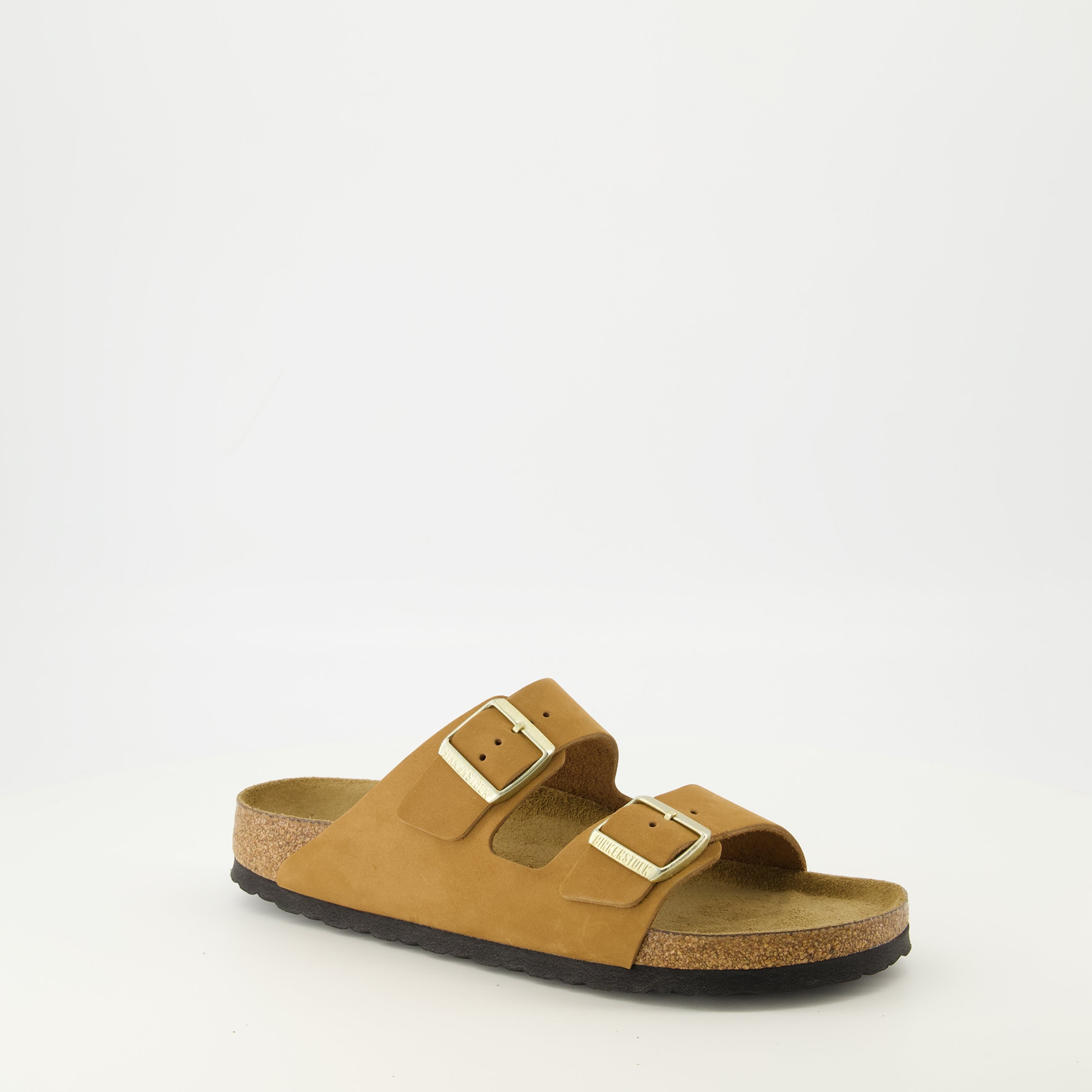 Image de l'article Sandales Arizona marron de la marque Birkenstock pour Unisex - Saison Printemps-Été 2026 - Vue trois quarts avant droite