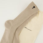Bild der AMI Herz Beige Socken der Marke Ami PARIS für Unisex - Frühling-Sommer 2026 - Detaillierte Ansicht_2