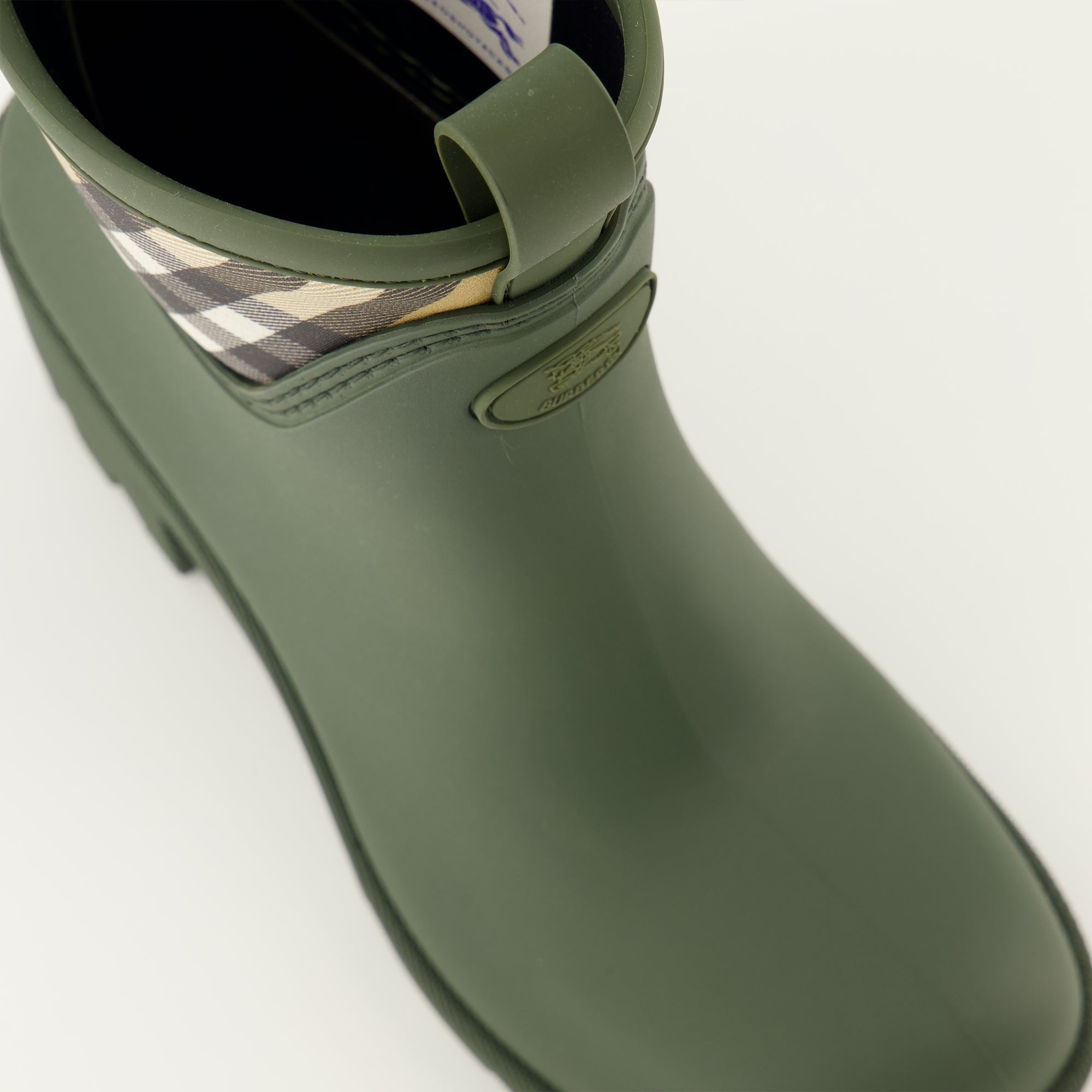 Image de l'article Bottines Marsh en caoutchouc de la marque Burberry pour Femme - Saison Automne-Hiver 2025 - Vue détaillée de haut