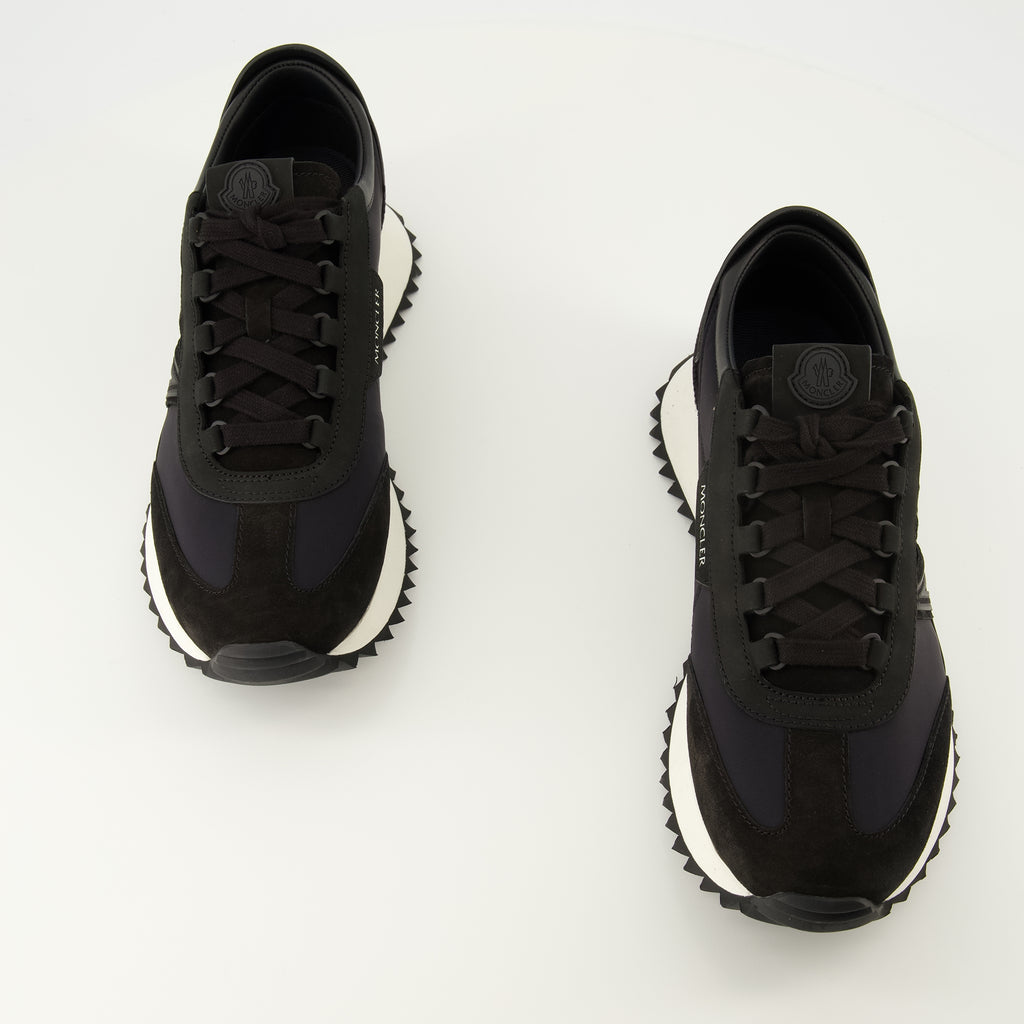 Image de l'article Baskets Pacey 2 noir de la marque Moncler pour Homme - Saison Printemps-Été 2026 - Vue de dessus paire de chaussure