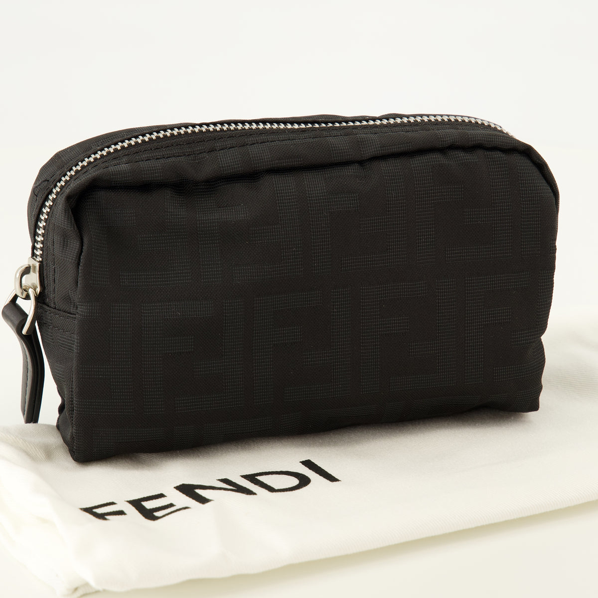 Pochettes Micro Toiletry Bag Fendi Noir Unisexe