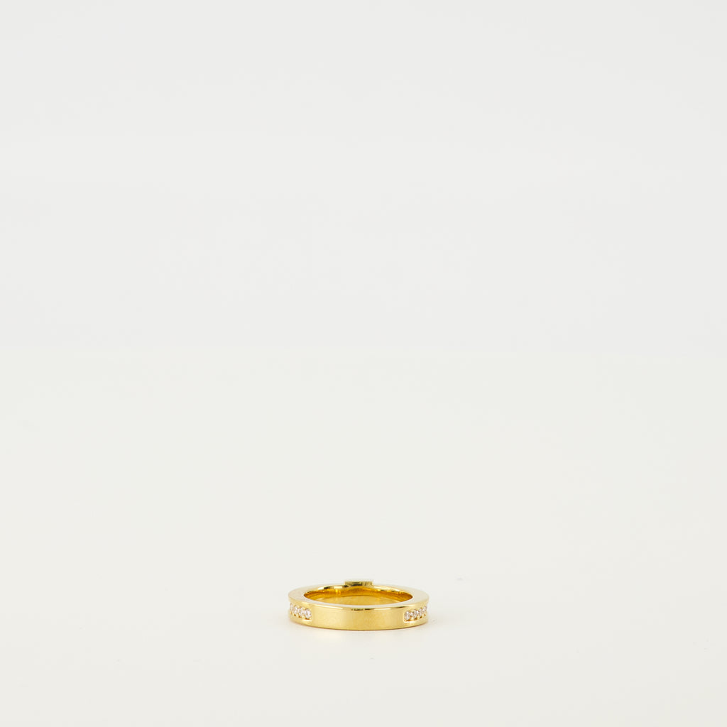 Immagine dell'anello Forever con cristalli del marchio Fendi per Donna - Stagione Primavera-Estate 2026 - Vista Posteriore