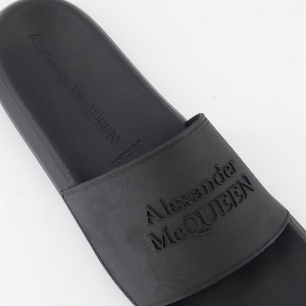 Zapatos abiertos Claquettes à logo Alexander McQueen Negro Homme