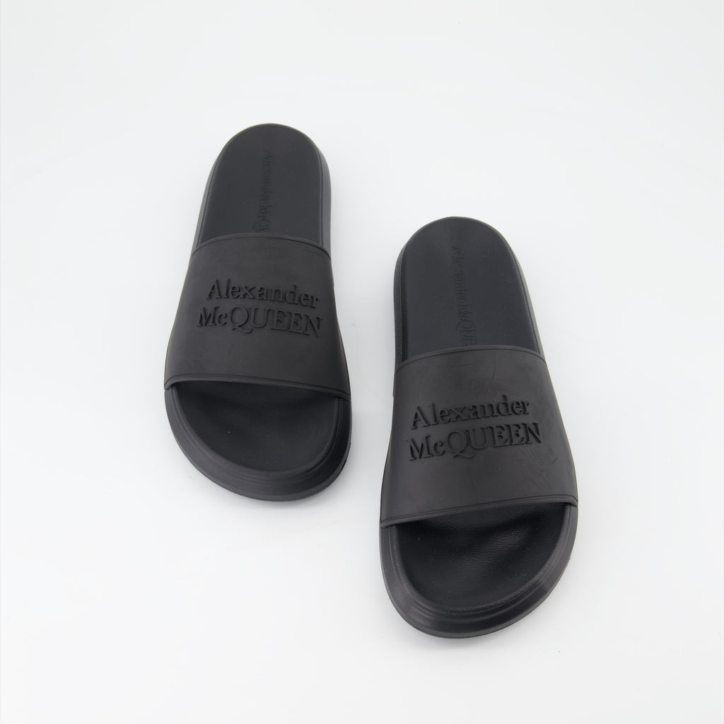 Zapatos abiertos Claquettes à logo Alexander McQueen Negro Homme