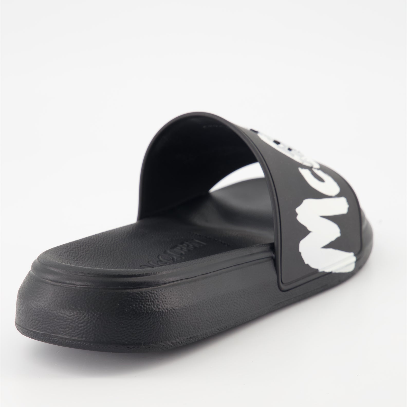 Sapatos abertos Claquettes Graffiti Alexander McQueen Preto Homme