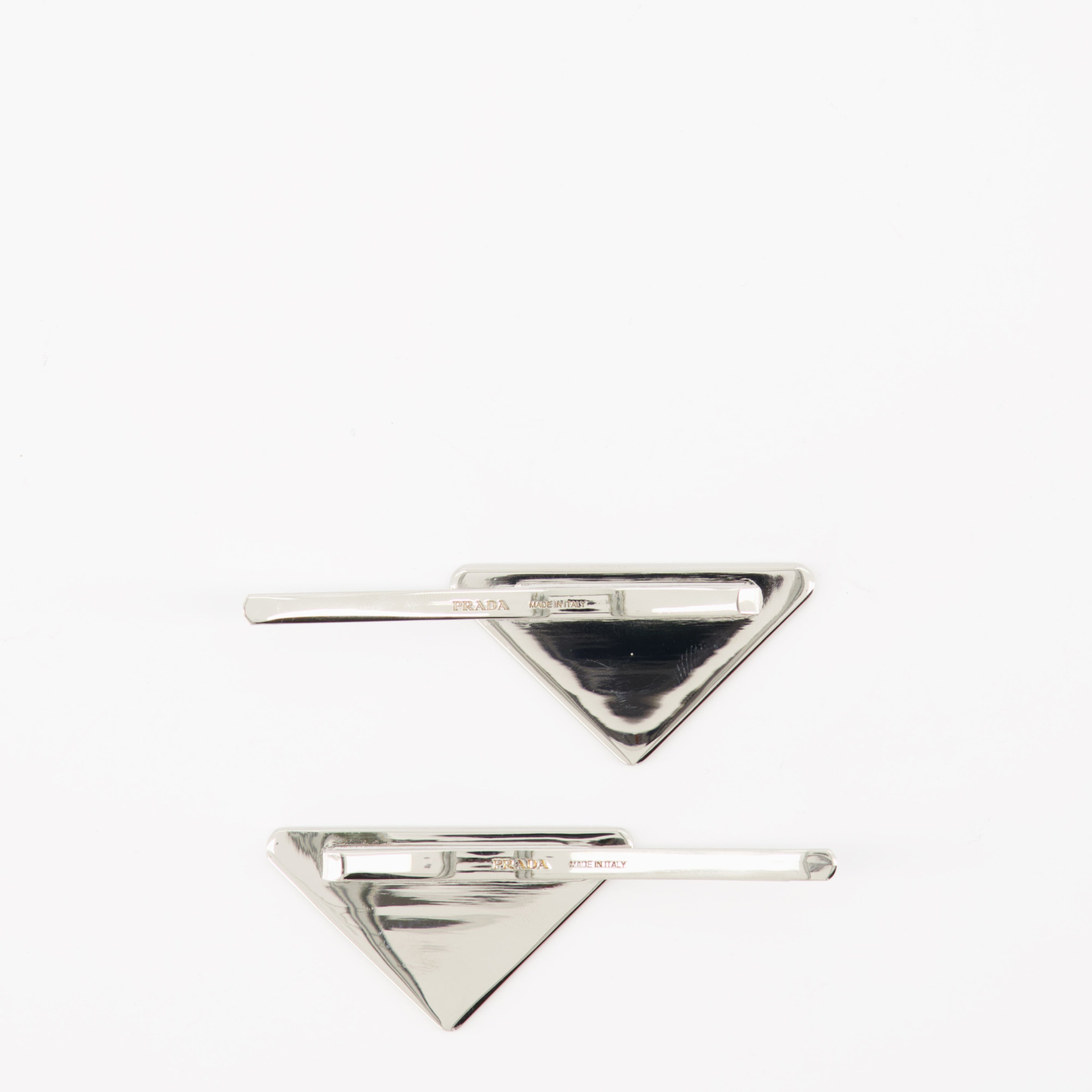 Image of the black hair clips by Prada for Women - Spring-Summer 2026 - Back View