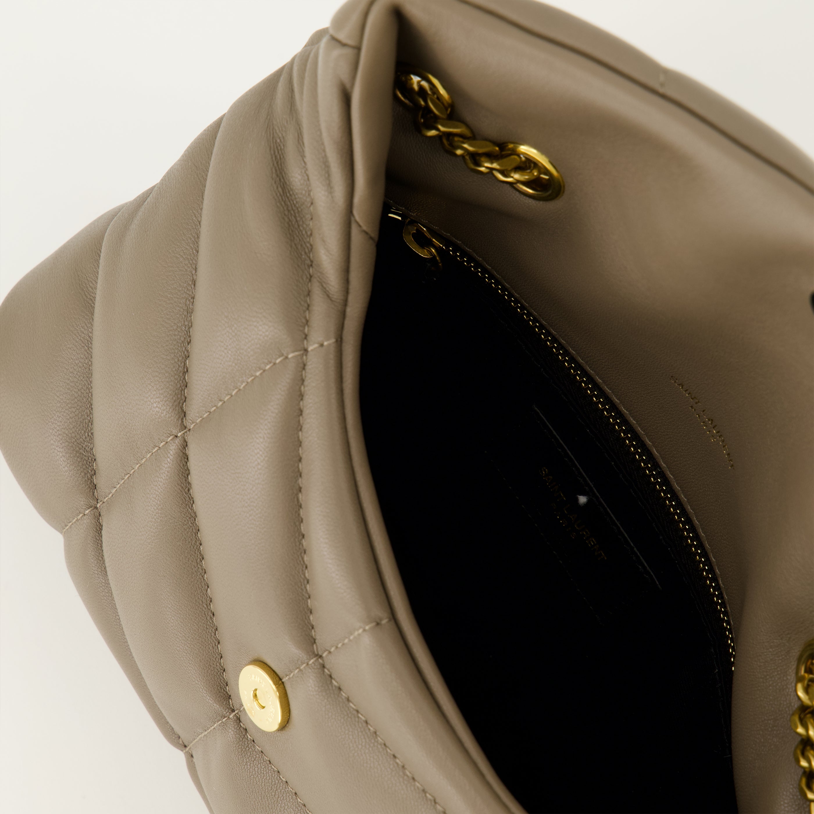 Image de l'article Sac Puffer toy en cuir beige de la marque Saint Laurent pour Femme - Saison Printemps-Été 2026 - Vue détaillée_3