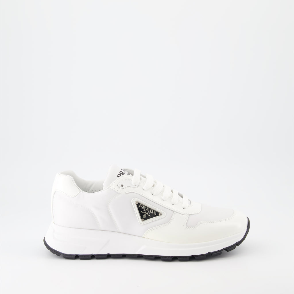 Baskets Baskets en nylon Prada Blanc Homme