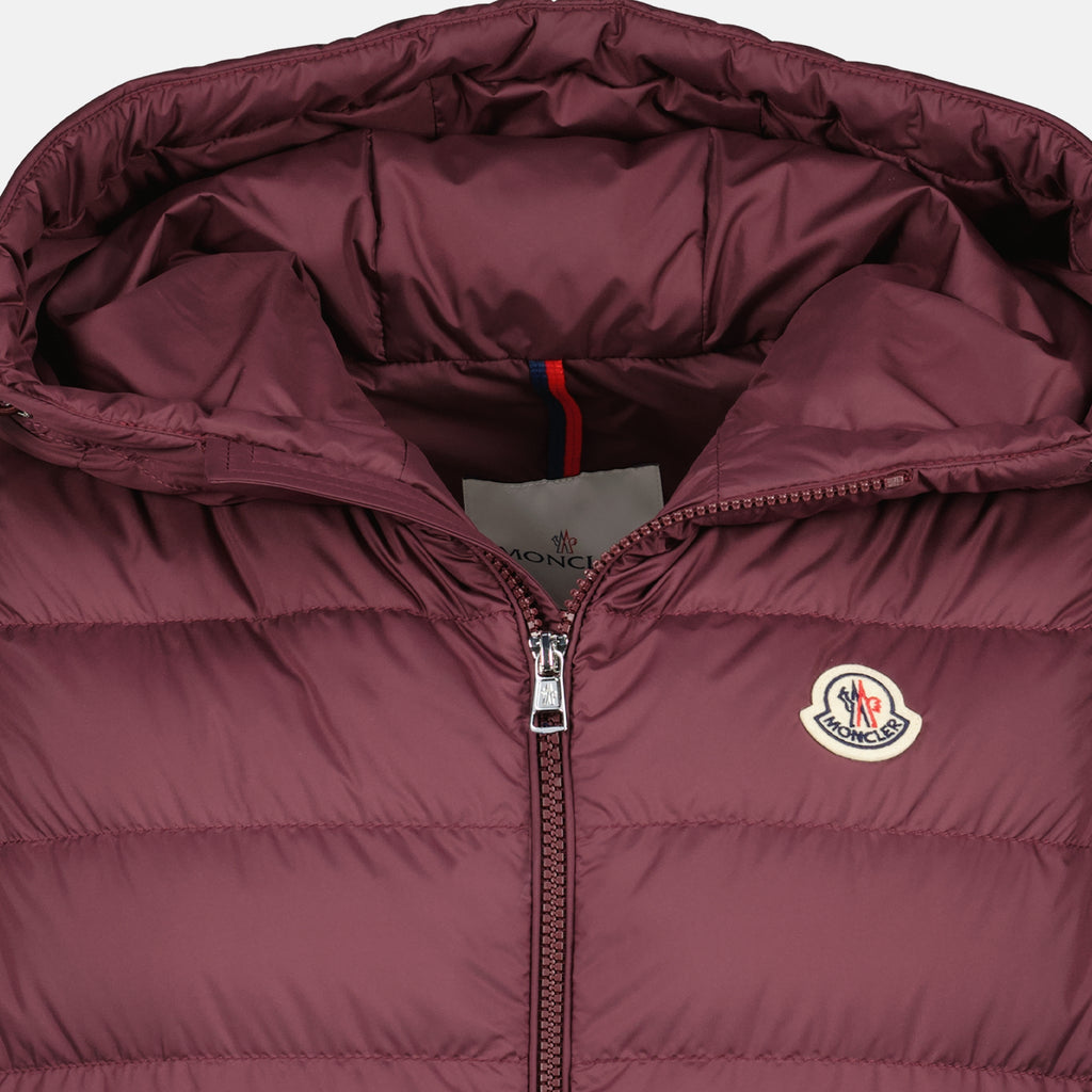 Image of the Marseillan Bordeaux sleeveless puffer jacket by Moncler for Men - Spring-Summer 2026 - Detailed View_1