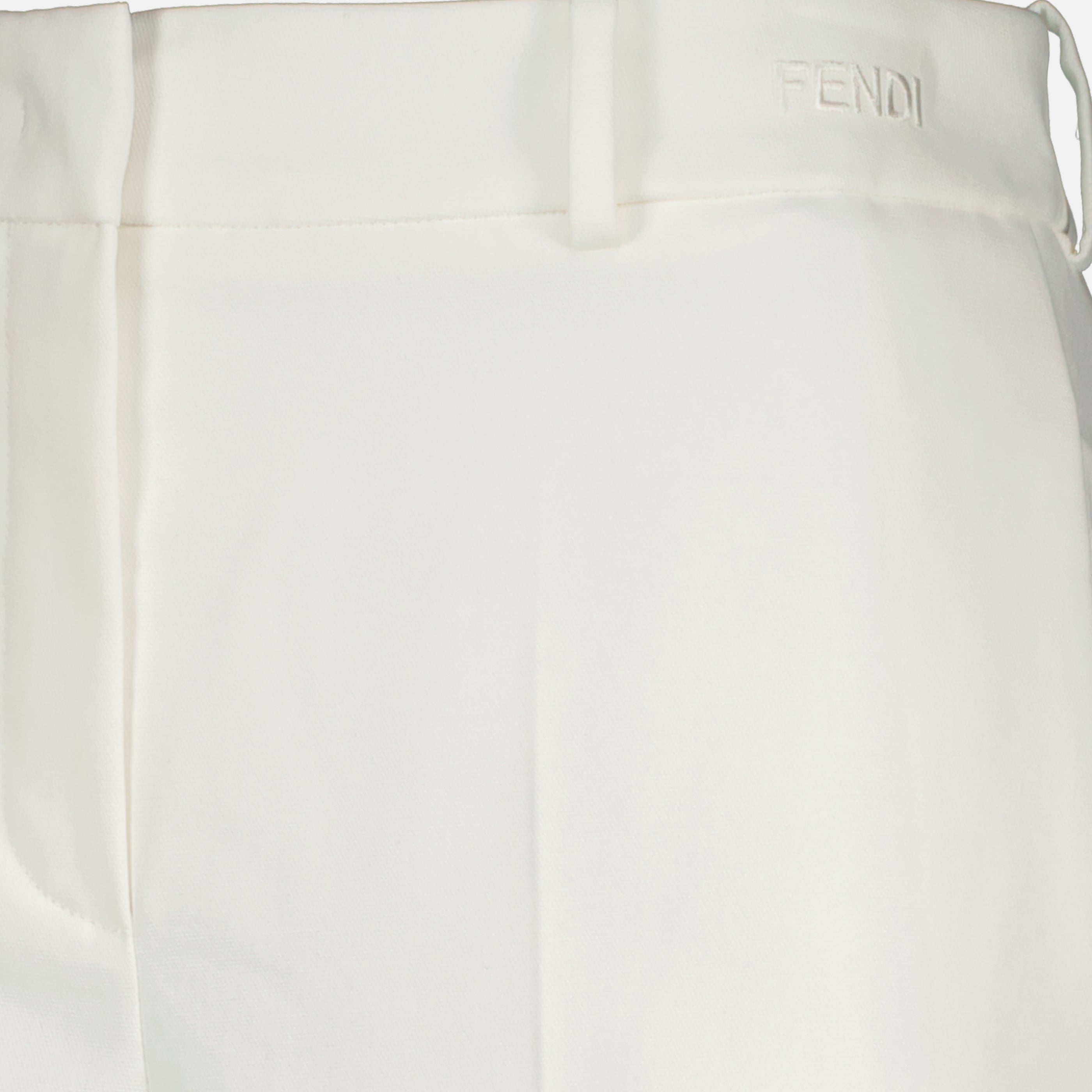Image de l'article Pantalon blanc en toile de coton de la marque Fendi pour Femme - Saison Printemps-Été 2026 - Vue détaillée_1