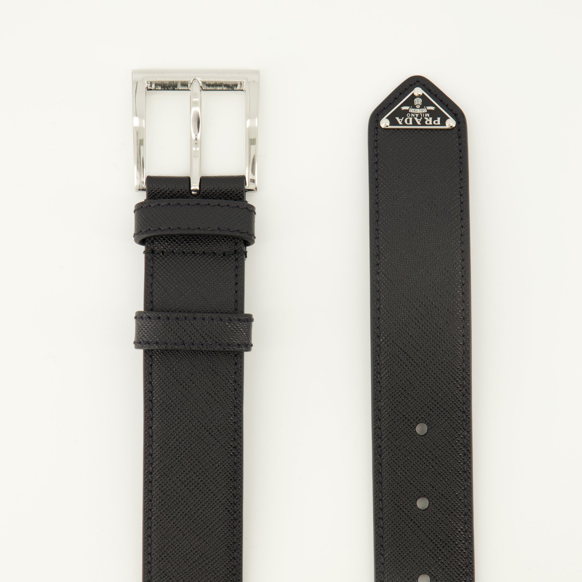 Imagem do Cinto de Couro Masculino da Prada - Temporada Outono-Inverno 2025 - Vista Detalhada 2