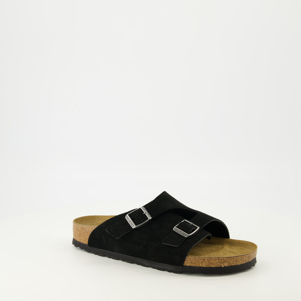 Image de l'article Sandales Zürich noir de la marque Birkenstock pour Unisex - Saison Printemps-Été 2026 - Vue trois quarts avant droite
