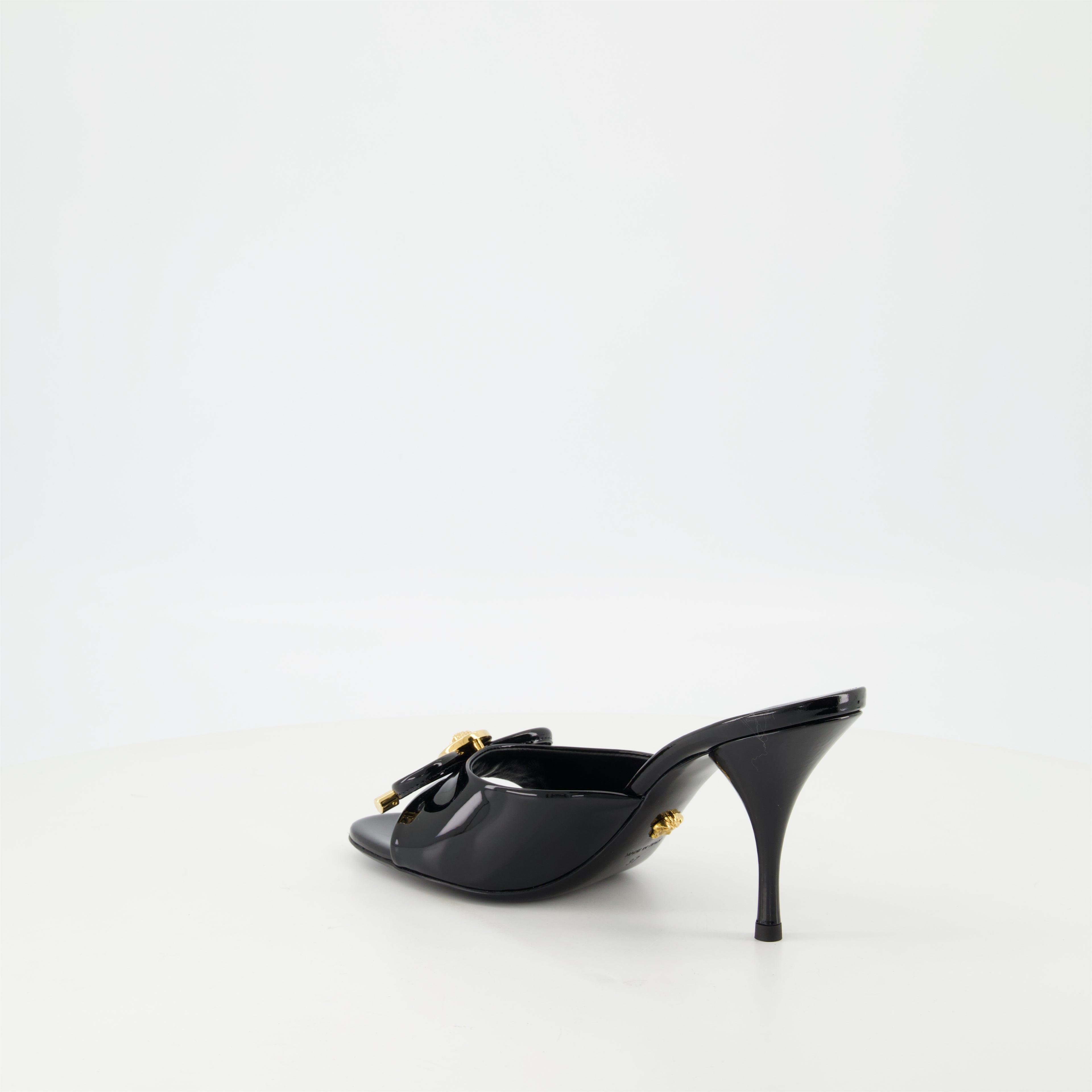 Chaussures ouvertes Mules à talon Bow Versace Noir Femme