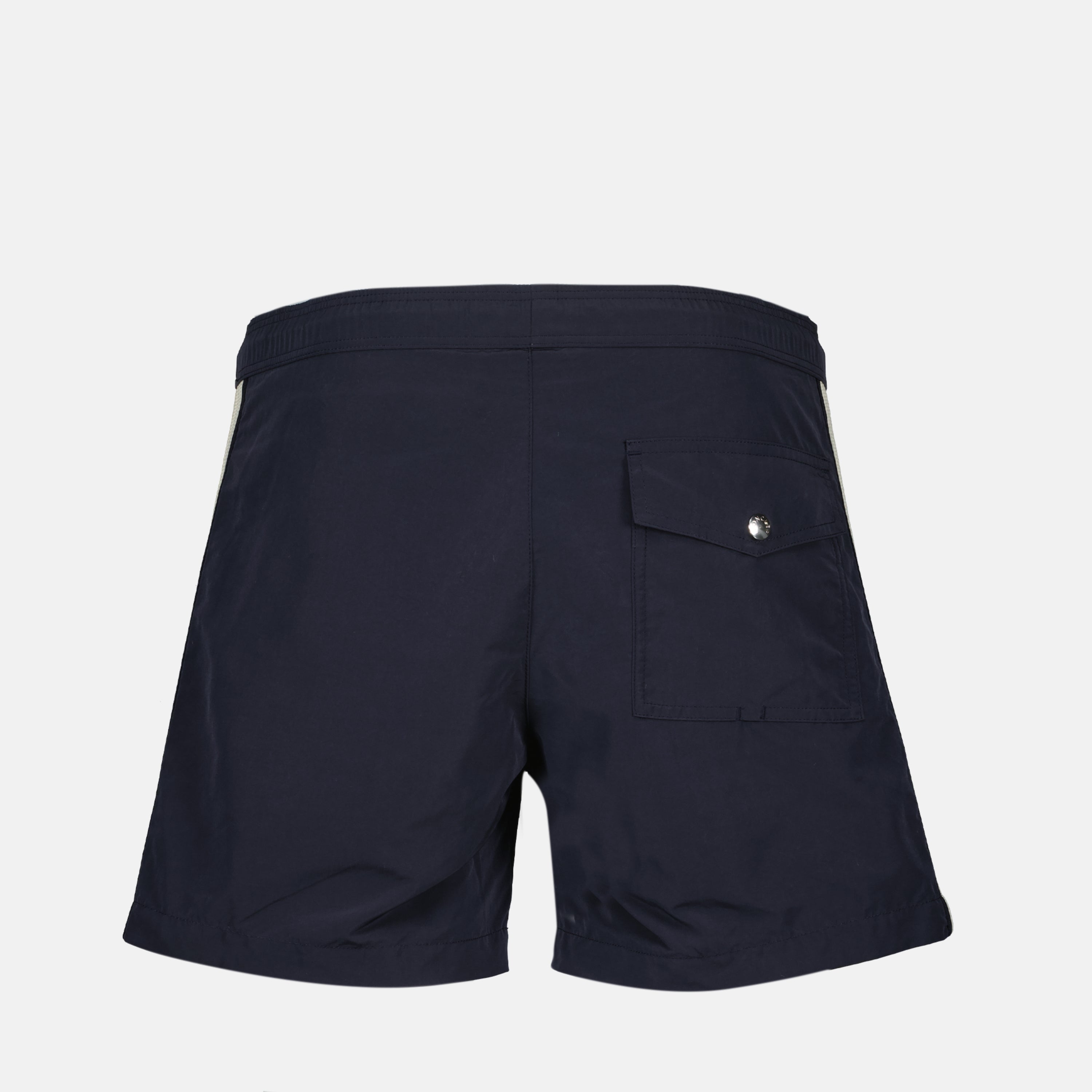 Image de l'article Short de bain à liseré de la marque Moncler pour Homme - Saison Printemps-Été 2025 - Vue de Dos