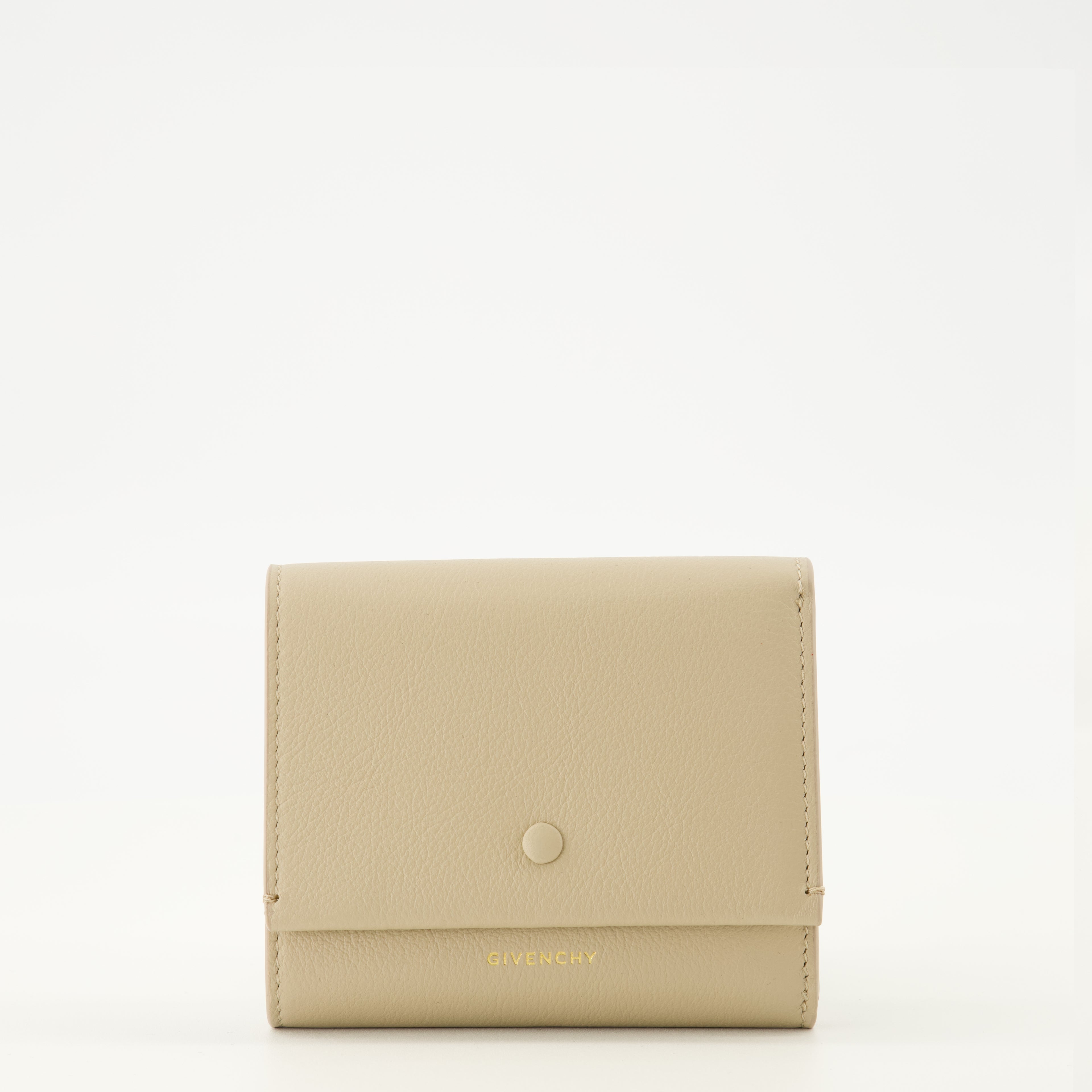 Image of the Givenchy Day Wallet for Women - Autumn-Winter 2025 - Frontal View