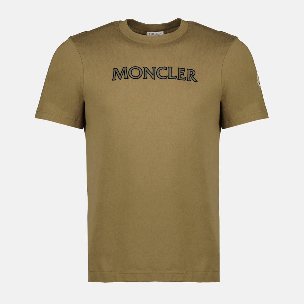 Image de l'article T-shirt à logo imprimé kaki de la marque Moncler pour Homme - Saison Printemps-Été 2026 - Vue de Face