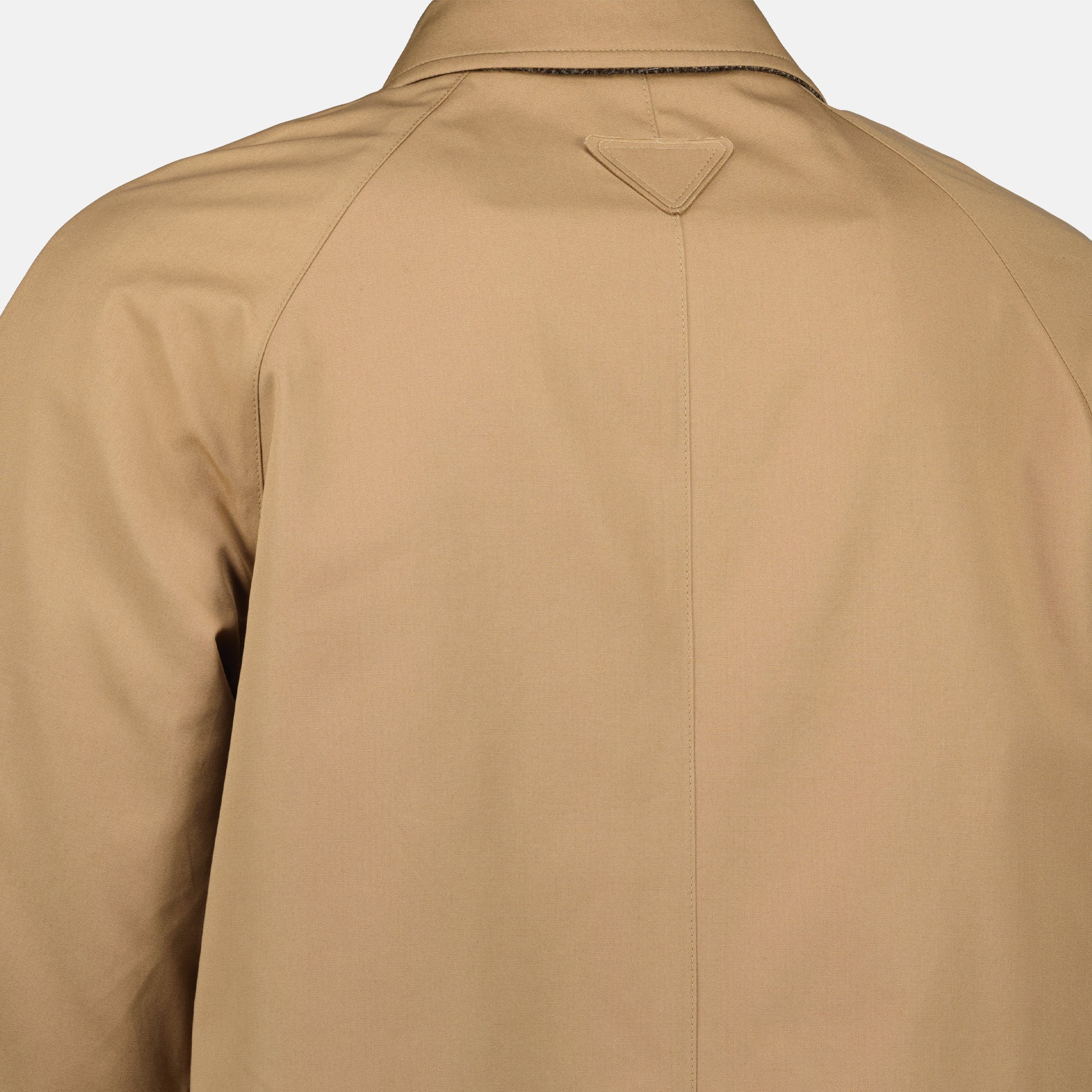 Image de l'article Manteau réversible beige de la marque Prada pour Homme - Saison Printemps-Été 2026 - Vue détaillée_5