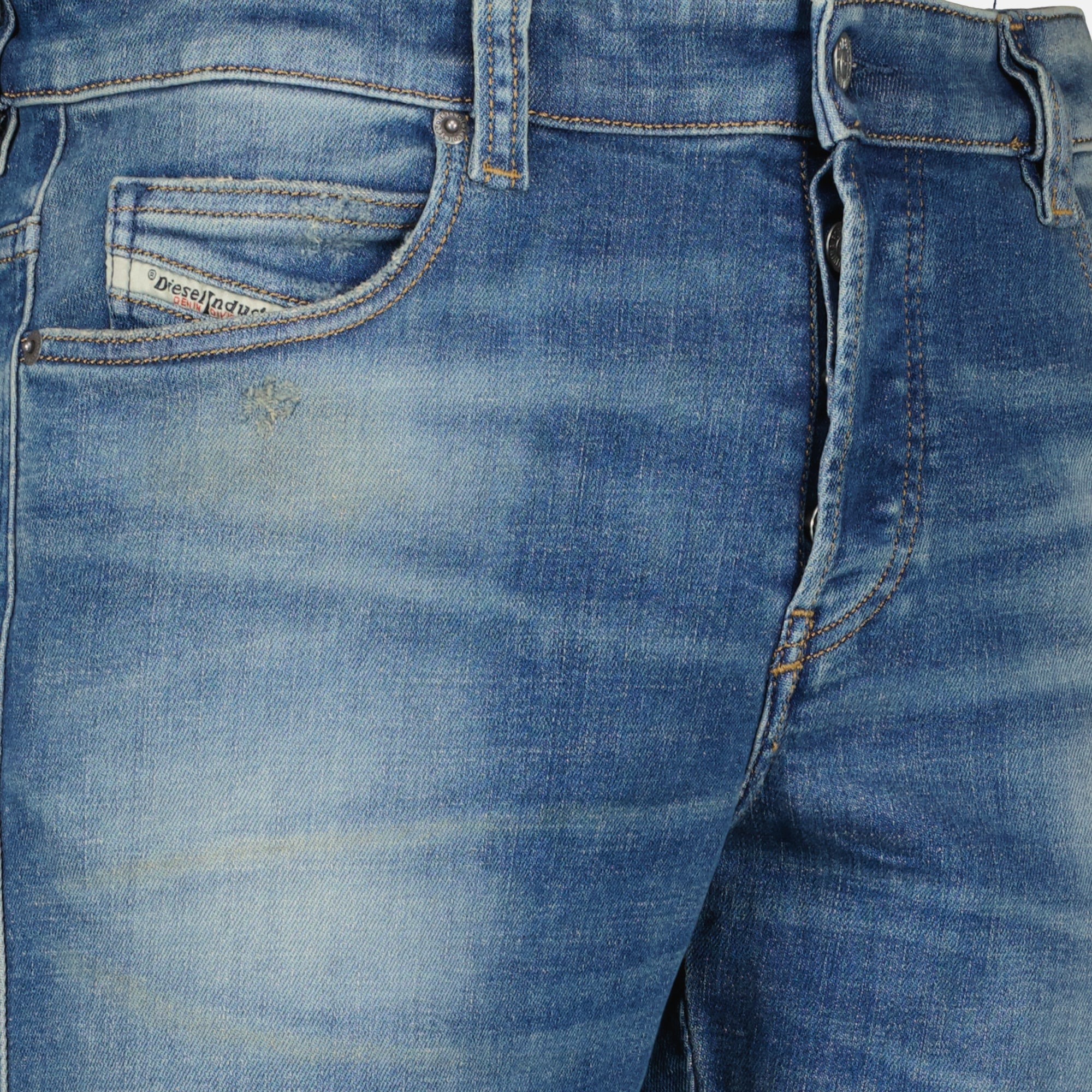 Image de l'article Jean D-Vyl 1993 L32 en denim bleu de la marque Diesel pour Homme - Saison Printemps-Été 2026 - Vue détaillée_1