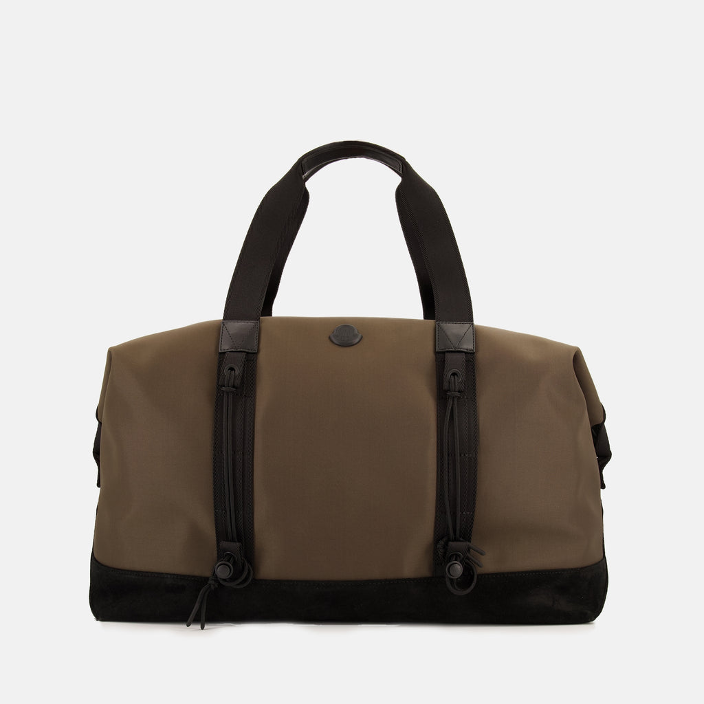 Image de l'article Sac de voyage Tech Duffle de la marque Moncler pour Homme - Saison Automne-Hiver 2025 - Vue de Face