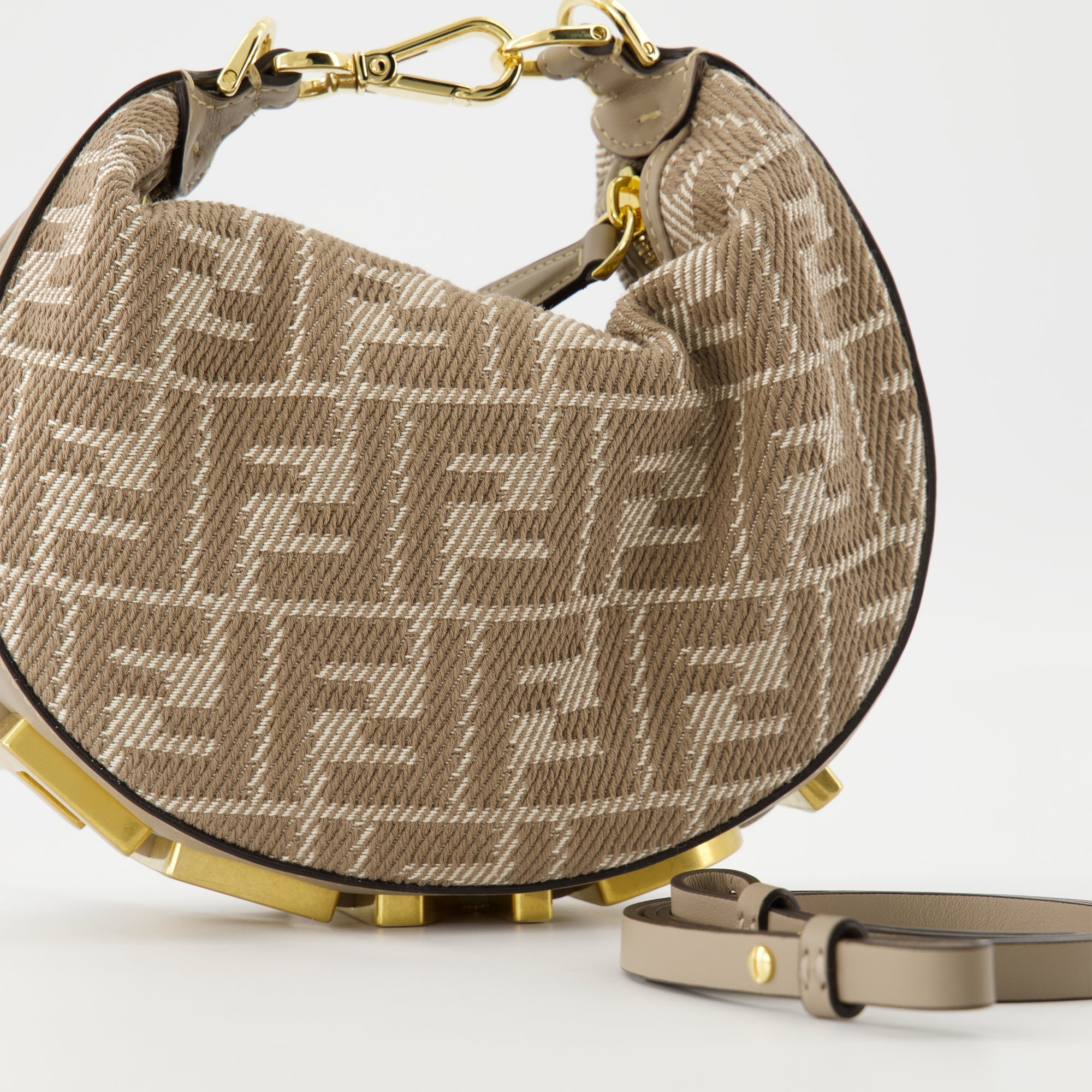 ハンドバッグ・ショルダーバッグ フェンディ フェンディグラフィー ミニバッグ Fendi 茶色 Femme
