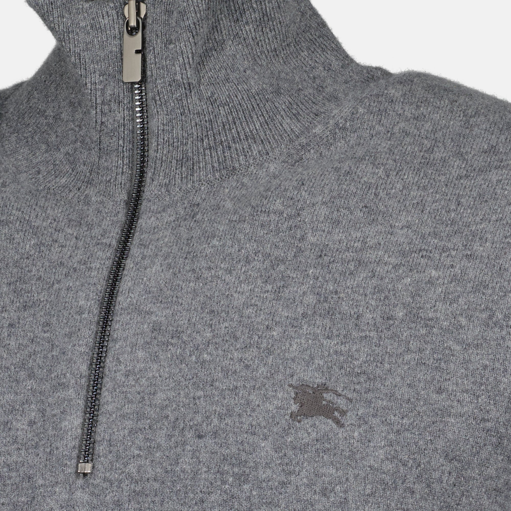 Image de l'article Pull zippé de la marque Burberry pour Homme - Saison Automne-Hiver 2025 - Vue détaillée_4
