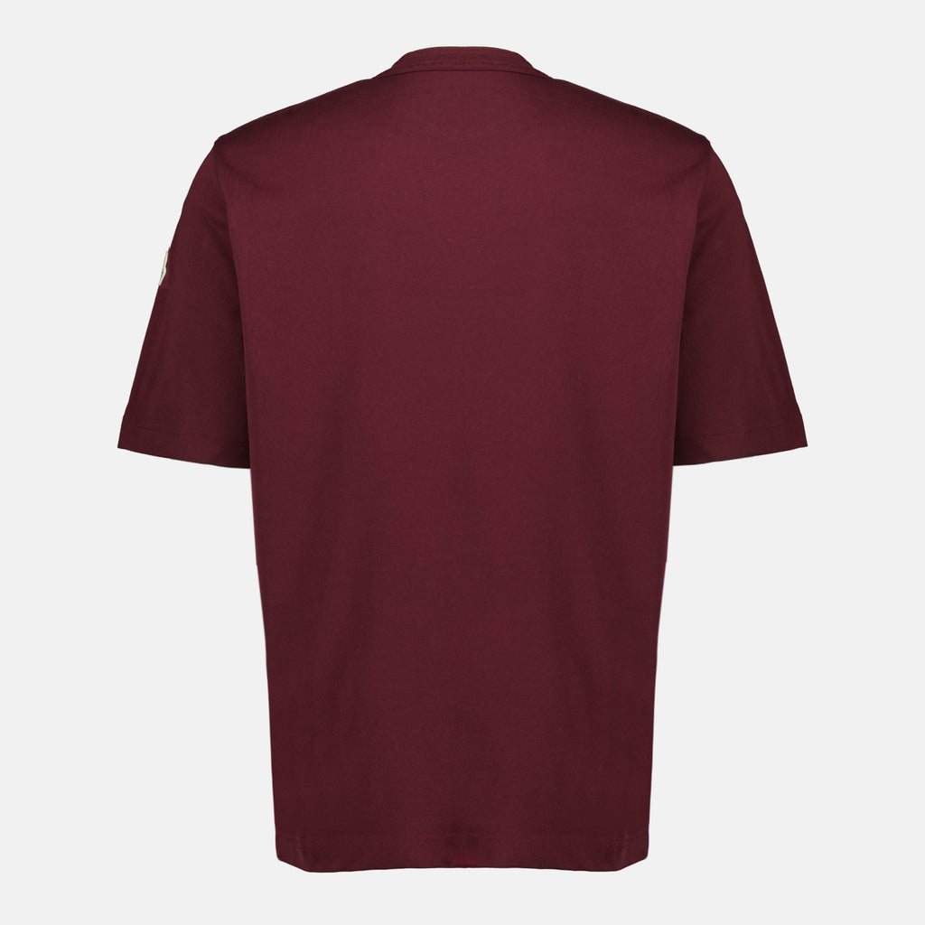 Image de l'article T-shirt avec poche bordeaux de la marque Moncler pour Homme - Saison Printemps-Été 2026 - Vue de Dos