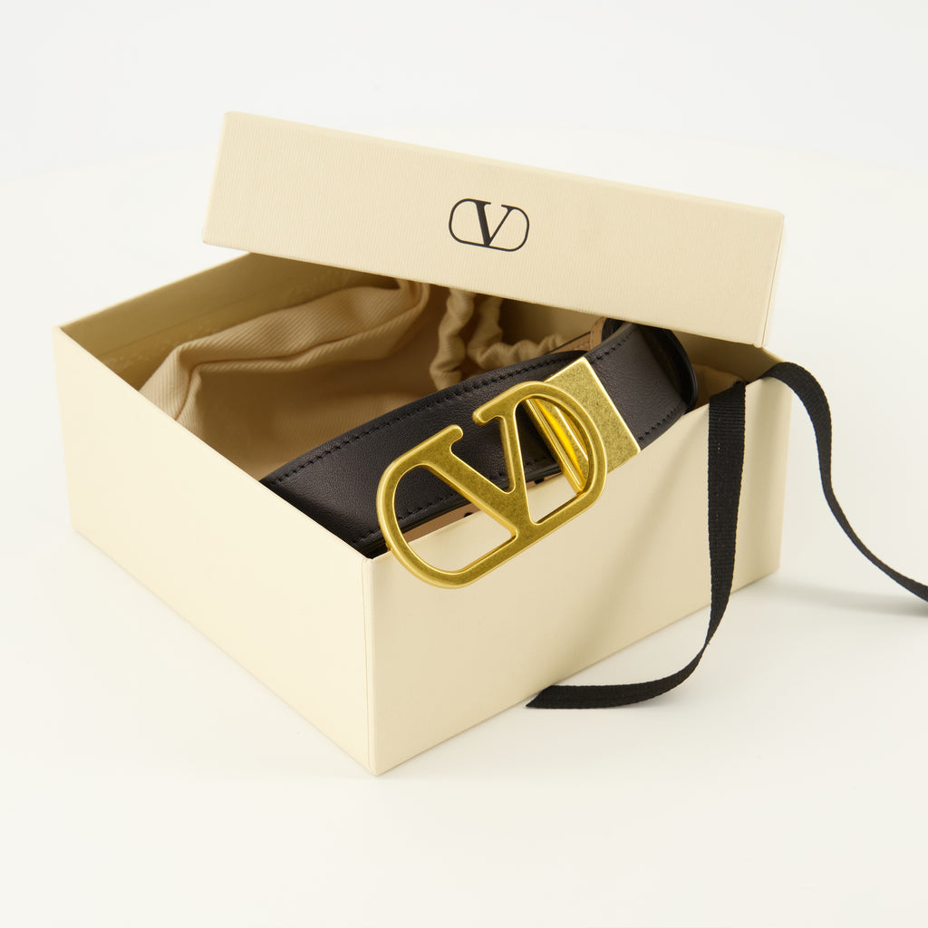 Image de l'article Ceinture VLogo réversible noir et beige 30 mm de la marque Valentino Garavani pour Femme - Saison Printemps-Été 2026 - Vue détaillée_5