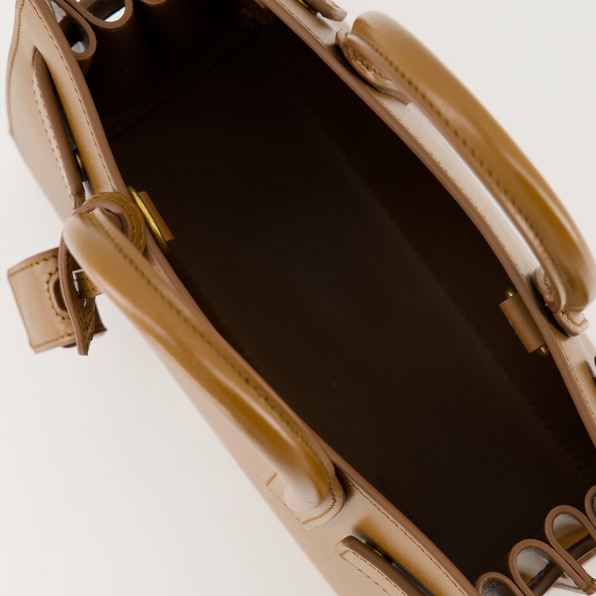 Image de l'article Sac de jour nano de la marque Saint Laurent pour Femme - Saison Automne-Hiver 2025 - Vue détaillée_3